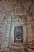 Preah Khan temple - Vishnu complex, corbelled vault of the central passage.